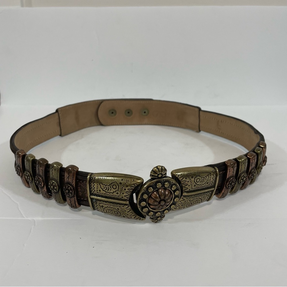 Cache Multitone Metal Accent Brown Tan Leather Belt
